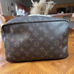 Louis Vuitton clutch or toiletries bag authentic used